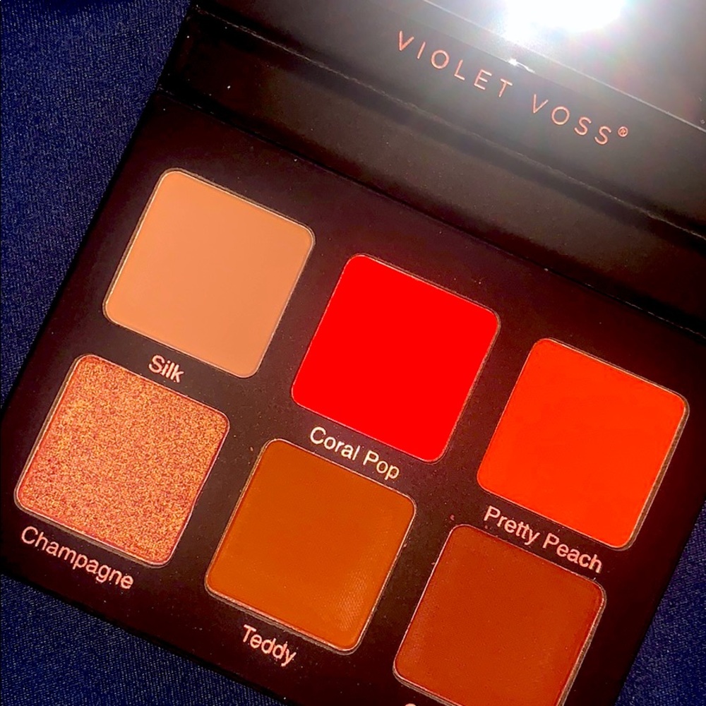 Coral Pop Eye Shadow And Pressed Pigment